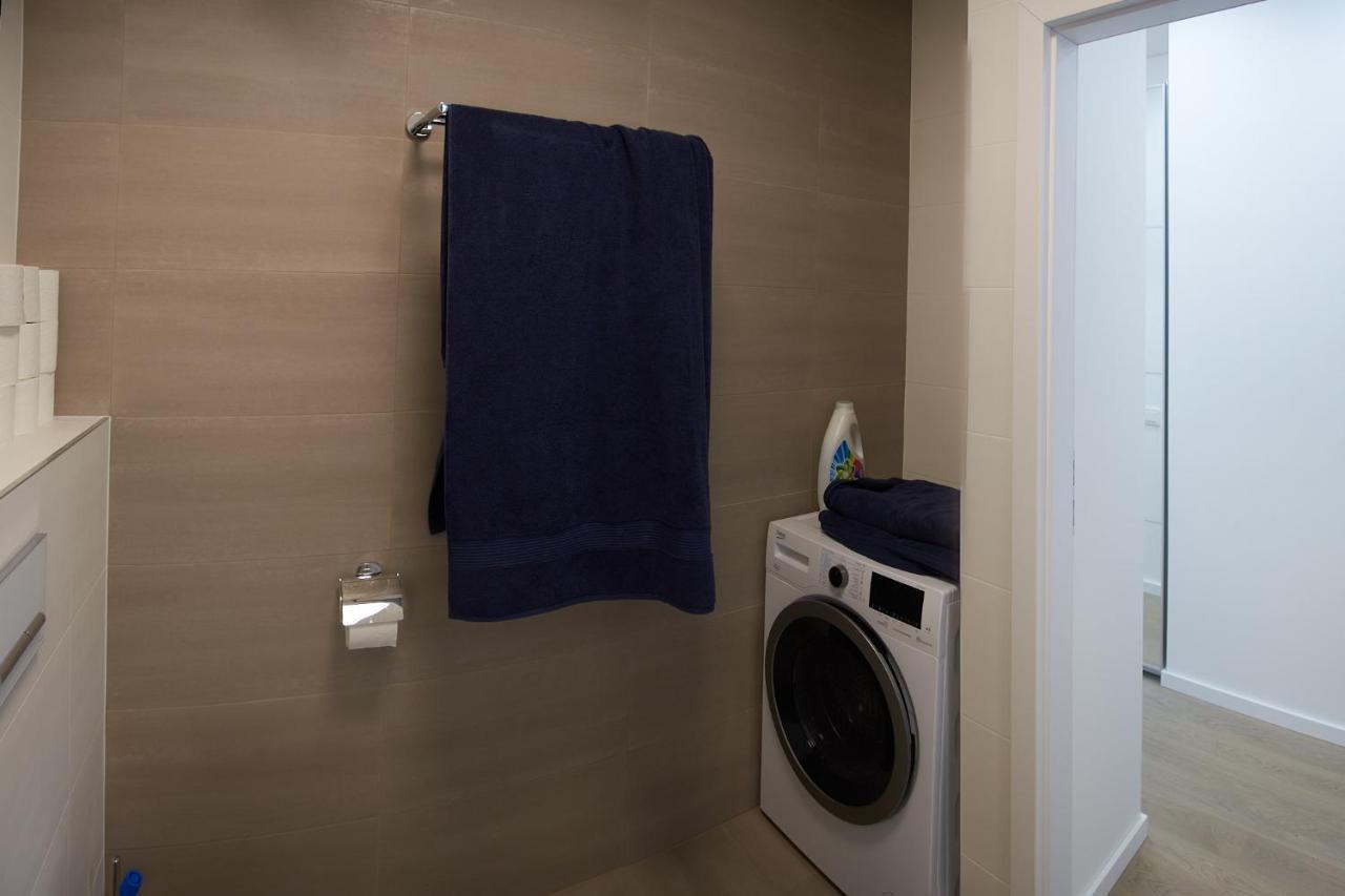 Studio Apartment In The Heart Of Riga Old Town Esterno foto