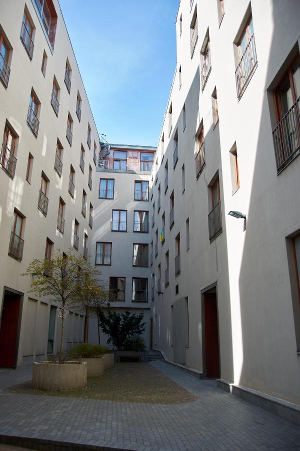 Studio Apartment In The Heart Of Riga Old Town Esterno foto